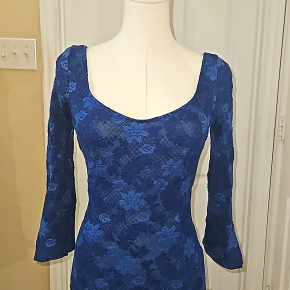 L'Wren Scott Stretch-Lace Floral Midi Dress - Picture 5 of 12